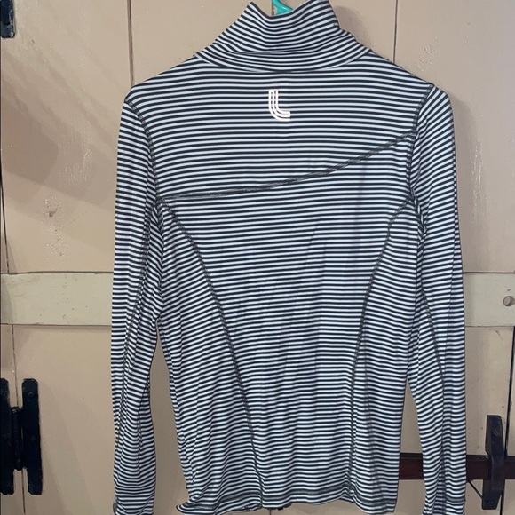 Lole Gray and White Zip-Up Jacket, medium - Picture 4 of 4